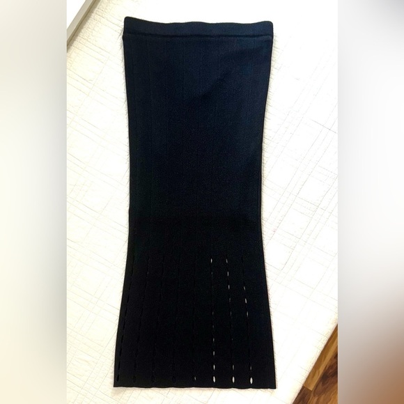 Alice + Olivia Knit Pencil Skirt - Picture 2 of 7